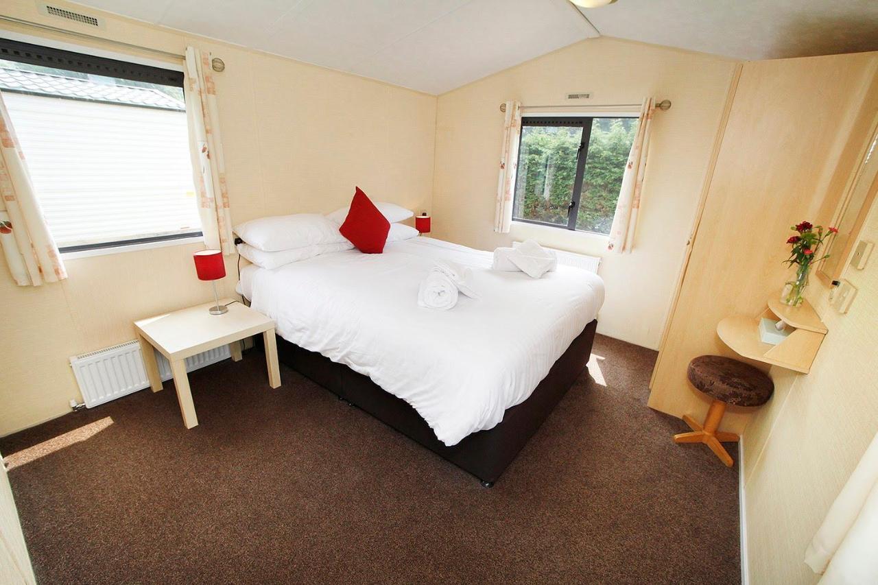 Oxwich Bay Hotel Swansea Buitenkant foto