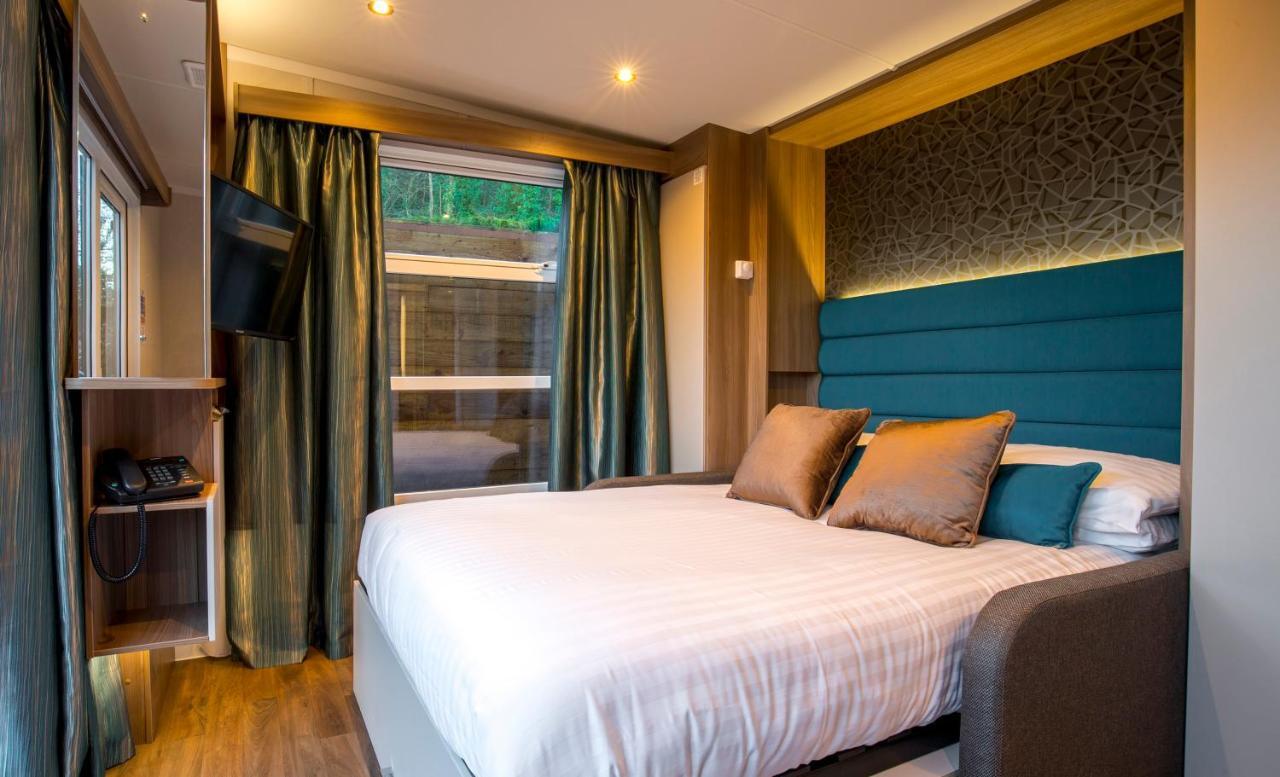 Oxwich Bay Hotel Swansea Buitenkant foto