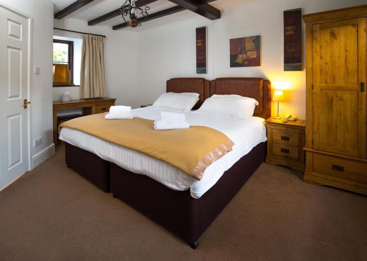 Oxwich Bay Hotel Swansea Buitenkant foto