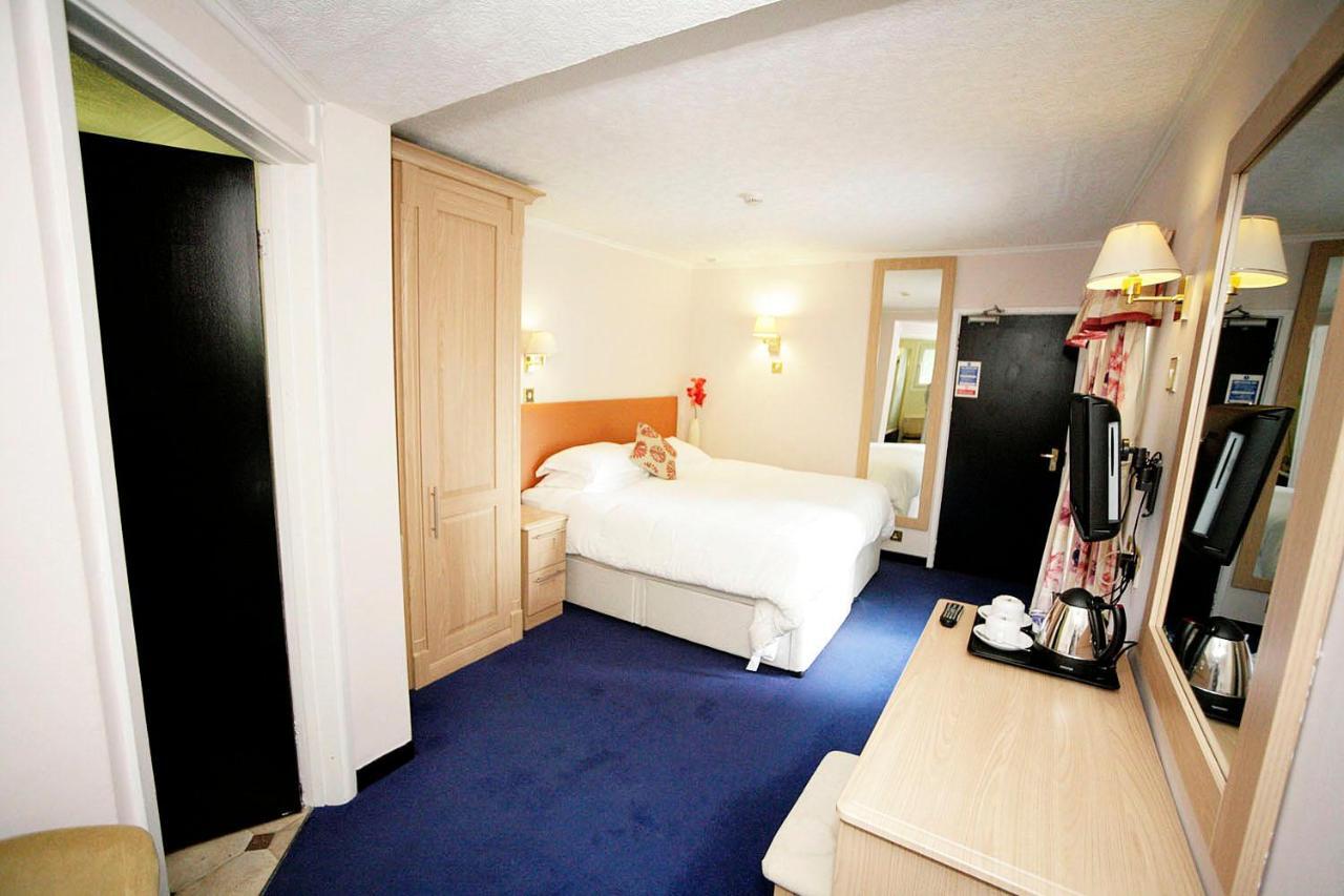 Oxwich Bay Hotel Swansea Buitenkant foto