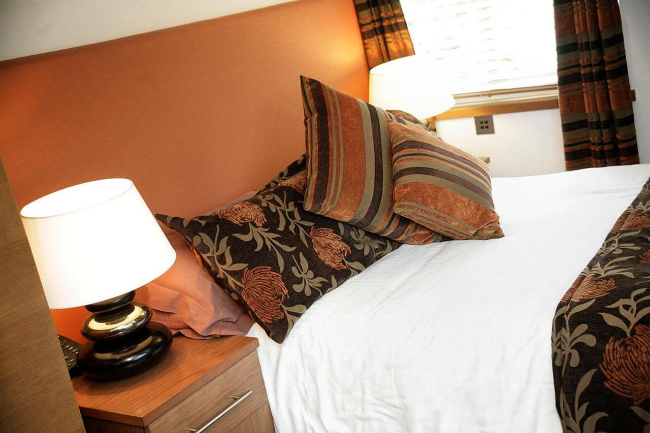 Oxwich Bay Hotel Swansea Buitenkant foto